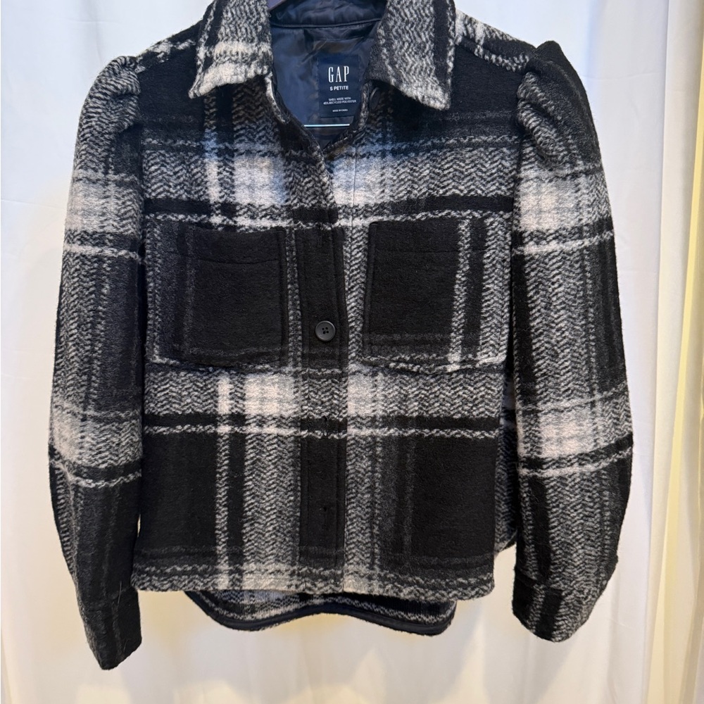 GAP Black and Gray Utility Jacket with Plaid Design